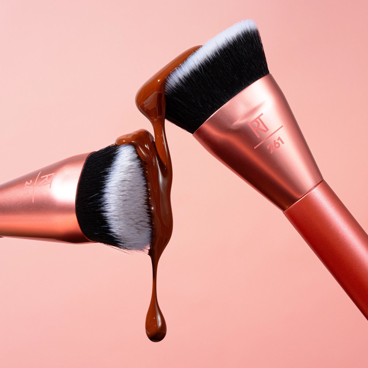 Snatch + Sculpt Contour Makeup Brush