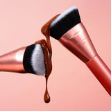 Snatch + Sculpt Contour Makeup Brush